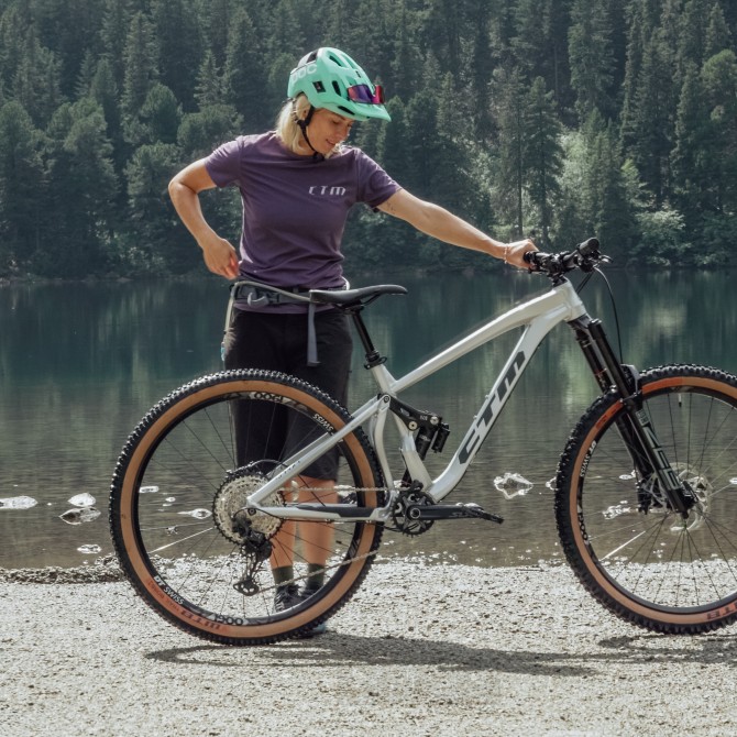 Baša volí enduro!